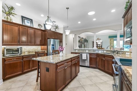 House in The Villages, Florida 3 bedrooms, 249.26 sq.m. № 1815915 - photo 22