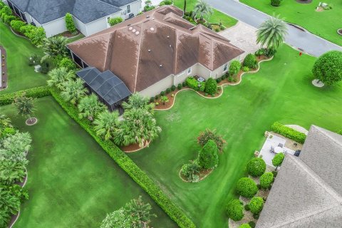 House in The Villages, Florida 3 bedrooms, 249.26 sq.m. № 1815915 - photo 15