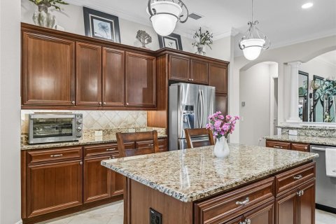 House in The Villages, Florida 3 bedrooms, 249.26 sq.m. № 1815915 - photo 5