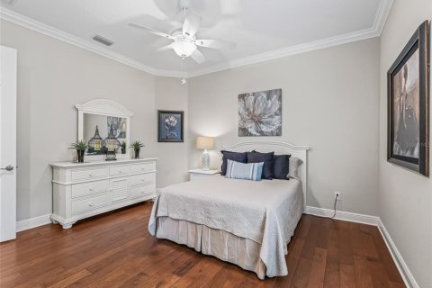 House in The Villages, Florida 3 bedrooms, 249.26 sq.m. № 1815915 - photo 8