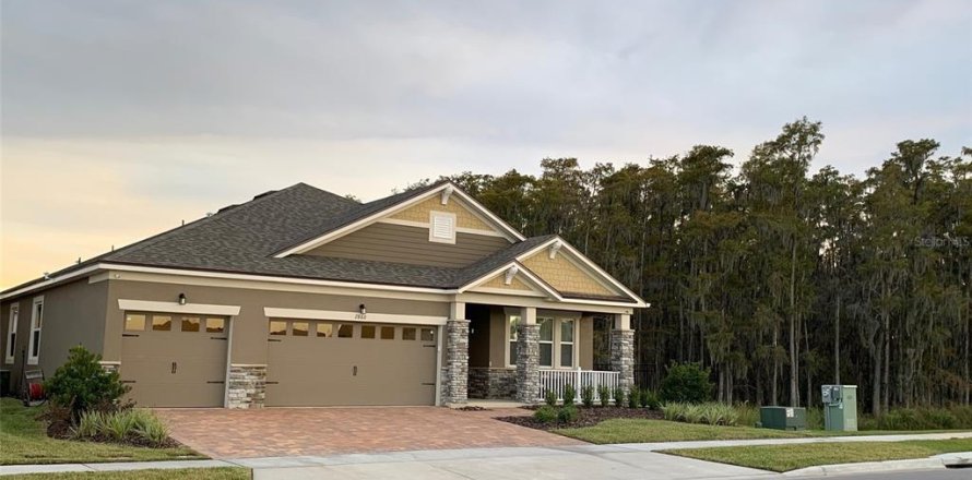 House in Kissimmee, Florida 4 bedrooms, 235.04 sq.m. № 2231916