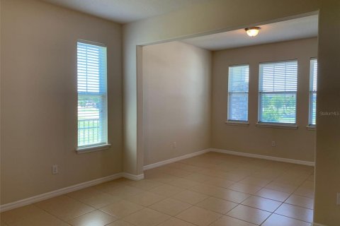 House in Kissimmee, Florida 4 bedrooms, 235.04 sq.m. № 2231916 - photo 4
