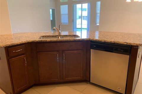 House in Kissimmee, Florida 4 bedrooms, 235.04 sq.m. № 2231916 - photo 7