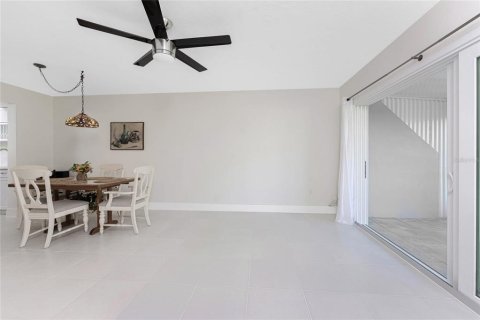 Copropriété à vendre à Punta Gorda, Floride: 2 chambres, 92.81 m2 № 1894054 - photo 12