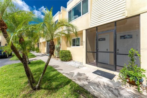 Condominio en venta en Punta Gorda, Florida, 2 dormitorios, 92.81 m2 № 1894054 - foto 4