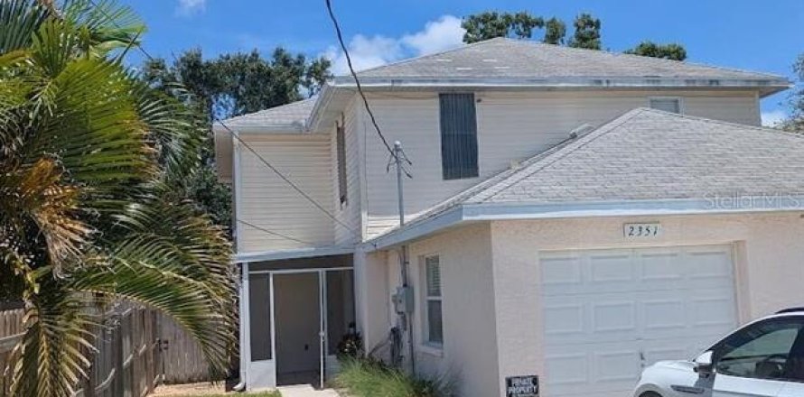 Duplex in Sarasota, Florida 2 bedrooms, 119.47 sq.m. № 1919144