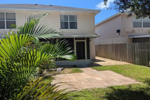 Duplex in Sarasota, Florida 2 bedrooms, 119.47 sq.m. № 1919144 - photo 23