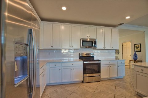 Condo in Venice, Florida, 2 bedrooms  № 2092932 - photo 8