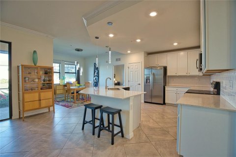 Condo in Venice, Florida, 2 bedrooms  № 2092932 - photo 7