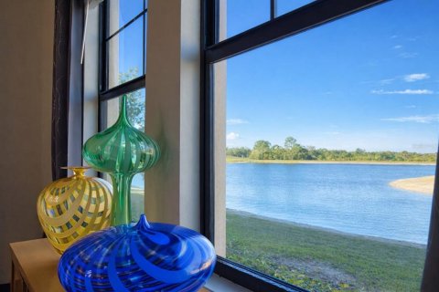 Condo in Venice, Florida, 2 bedrooms  № 2092932 - photo 18