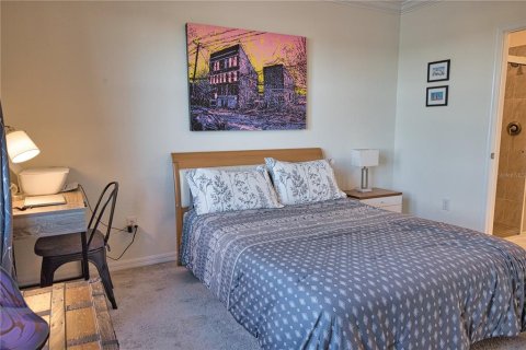 Condo in Venice, Florida, 2 bedrooms  № 2092932 - photo 20