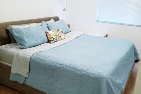 Copropriété à louer à Sunny Isles Beach, Floride: 1 chambre, 62.52 m2 № 2056734 - photo 6