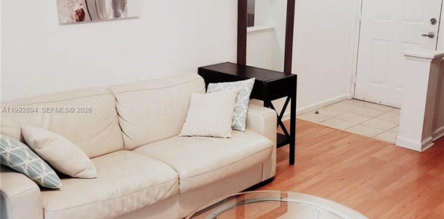 Condo à Sunny Isles Beach, Floride, 1 chambre № 2056734