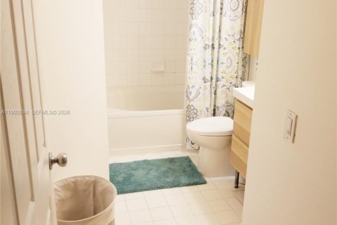 Copropriété à louer à Sunny Isles Beach, Floride: 1 chambre, 62.52 m2 № 2056734 - photo 7