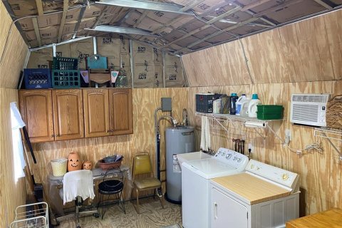 House in Spring Hill, Florida 2 bedrooms, 74.88 sq.m. № 934625 - photo 19