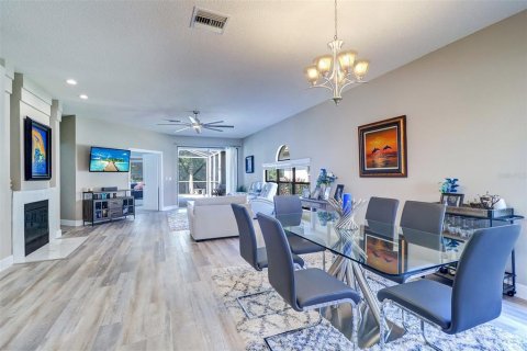 House in Palm Harbor, Florida 3 bedrooms, 160.35 sq.m. № 1821414 - photo 16
