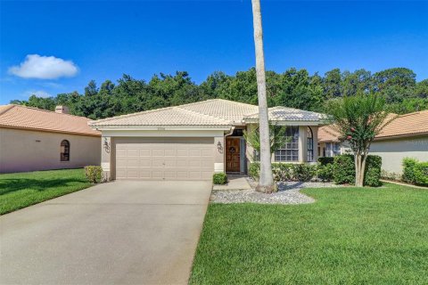 House in Palm Harbor, Florida 3 bedrooms, 160.35 sq.m. № 1821414 - photo 2