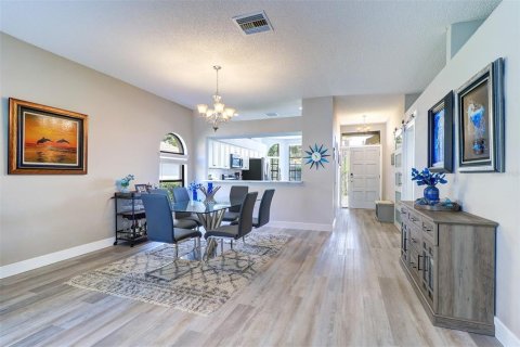 House in Palm Harbor, Florida 3 bedrooms, 160.35 sq.m. № 1821414 - photo 15