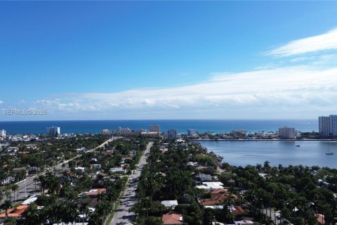 Купить земельный участок в Холливуд, Флорида № 2026774 - фото 5