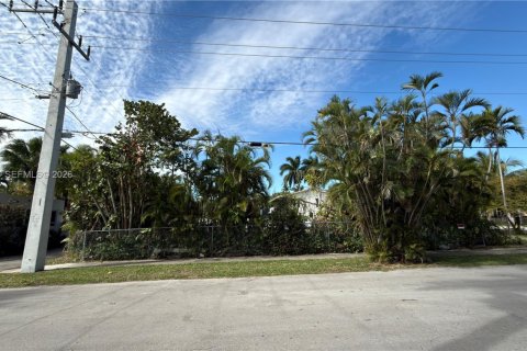 Купить земельный участок в Холливуд, Флорида № 2026774 - фото 29