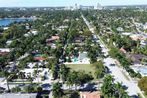 Купить земельный участок в Холливуд, Флорида № 2026774 - фото 16