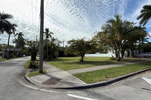 Купить земельный участок в Холливуд, Флорида № 2026774 - фото 27
