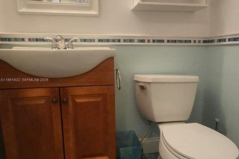 Condominio en venta en Deerfield Beach, Florida, 1 dormitorio, 65.03 m2 № 2006455 - foto 14