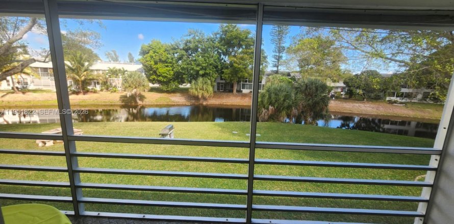 Condominio en Deerfield Beach, Florida, 1 dormitorio  № 2006455