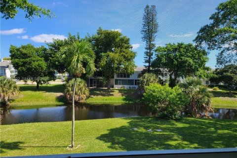 Condominio en venta en Deerfield Beach, Florida, 1 dormitorio, 65.03 m2 № 2006455 - foto 21