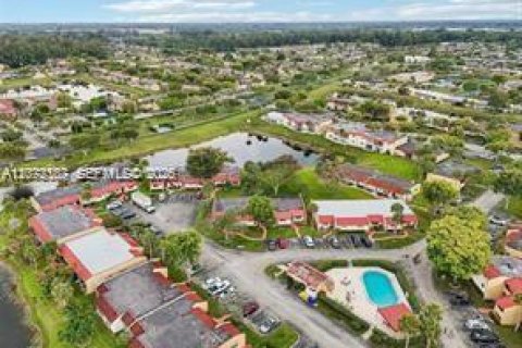 Villa ou maison à louer à West Palm Beach, Floride: 1 chambre, 67.08 m2 № 2305831 - photo 23
