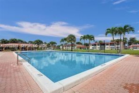 Villa ou maison à louer à West Palm Beach, Floride: 1 chambre, 67.08 m2 № 2305831 - photo 21