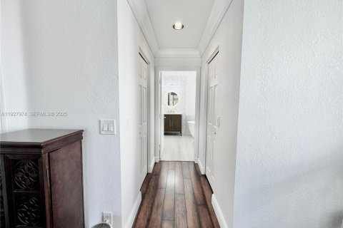 Снять в аренду виллу или дом в Бока-Ратон, Флорида 3 спальни, 196.77м2, № 1988248 - фото 22