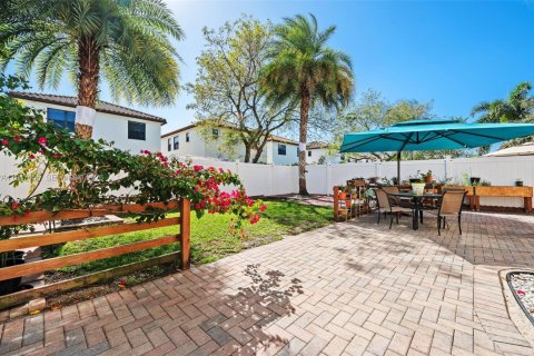 Casa en venta en Miramar, Florida, 3 dormitorios, 173.54 m2 № 2009613 - foto 27