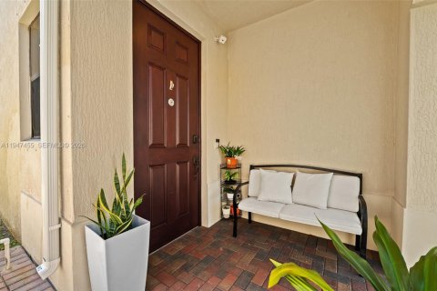 Casa en venta en Miramar, Florida, 3 dormitorios, 173.54 m2 № 2009613 - foto 3