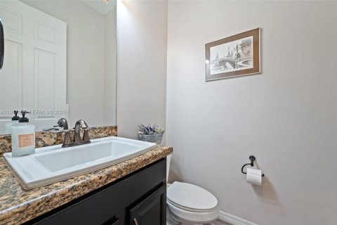 Casa en venta en Miramar, Florida, 3 dormitorios, 173.54 m2 № 2009613 - foto 8