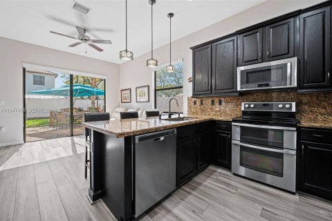 Casa en venta en Miramar, Florida, 3 dormitorios, 173.54 m2 № 2009613 - foto 9