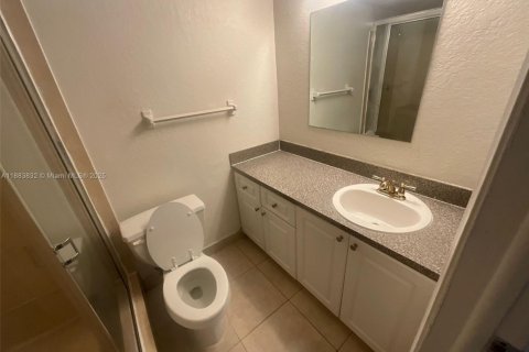 Copropriété à louer à Coral Springs, Floride: 2 chambres, 81.66 m2 № 1931530 - photo 6