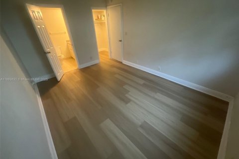 Copropriété à louer à Coral Springs, Floride: 2 chambres, 81.66 m2 № 1931530 - photo 4