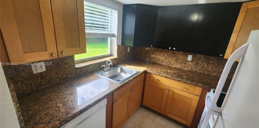 Condo à Coral Springs, Floride, 2 chambres  № 1931530
