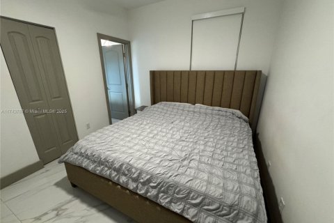 Townhouse in Dania Beach, Florida 3 bedrooms, 128.39 sq.m. № 1710543 - photo 27