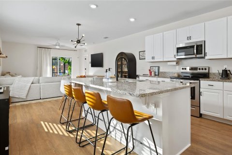 Casa en venta en New Smyrna Beach, Florida, 3 dormitorios, 153.2 m2 № 1583502 - foto 11