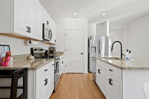 Casa en venta en New Smyrna Beach, Florida, 3 dormitorios, 153.2 m2 № 1583502 - foto 12