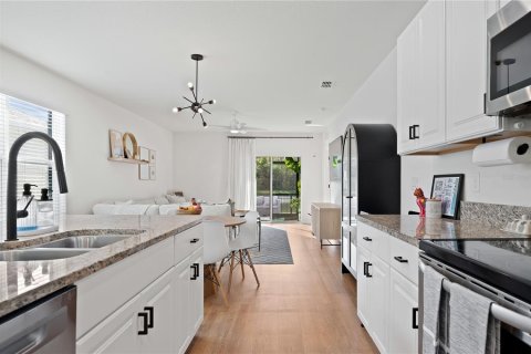 Casa en venta en New Smyrna Beach, Florida, 3 dormitorios, 153.2 m2 № 1583502 - foto 10