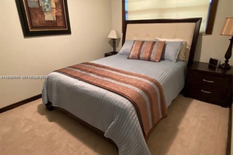 Copropriété à louer à Miami Beach, Floride: 2 chambres, 91.23 m2 № 2001911 - photo 11