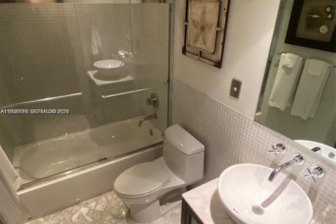Copropriété à louer à Miami Beach, Floride: 2 chambres, 91.23 m2 № 2001911 - photo 8