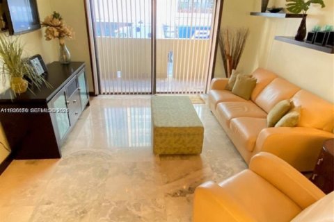 Copropriété à louer à Miami Beach, Floride: 2 chambres, 91.23 m2 № 2001911 - photo 12