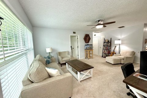 Casa en venta en Seminole, Florida, 3 dormitorios, 170.94 m2 № 1887117 - foto 4