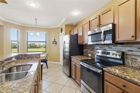 Condo in Bradenton, Florida, 2 bedrooms  № 2094352 - photo 12