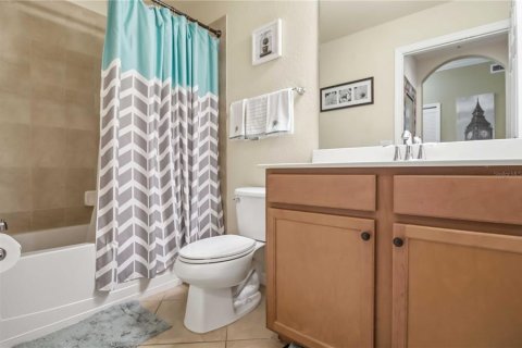 Condo in Bradenton, Florida, 2 bedrooms  № 2094352 - photo 23