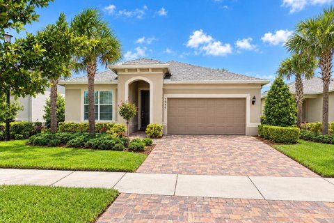 House in Port St. Lucie, Florida 4 bedrooms, 171.78 sq.m. № 2412456